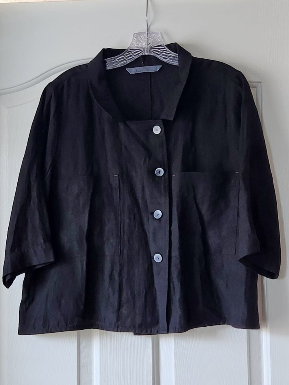 Stylish Cropped Boxy Black Linen Jacket 3/4 Sleeve, Pockets, Side Buttons New